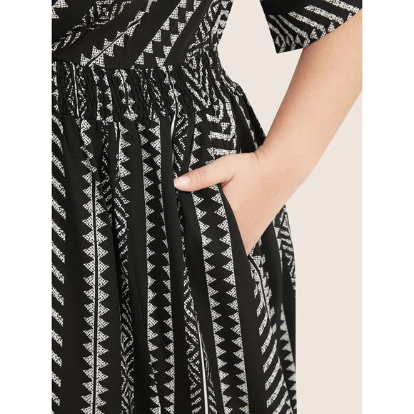 Size 22 - 24 3x BloomChic Geometric Dolman Sleeve Pocket Shirred Split Hem Dress - Picture 6 of 9